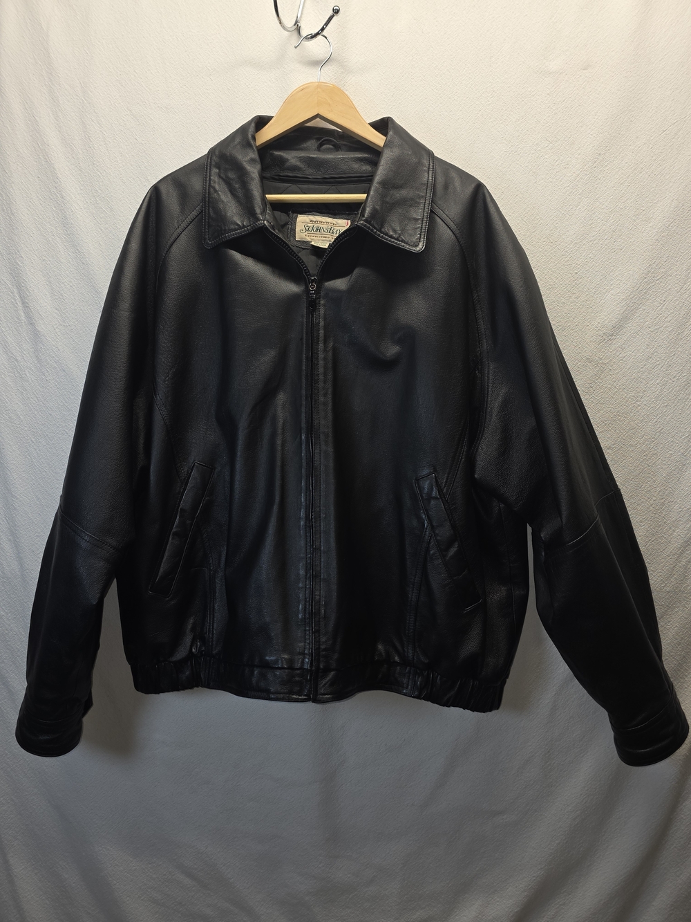 Vintage St. Johns Bay Black Genuine Leather Bomber Coat Jacket Mens 2XL Lined